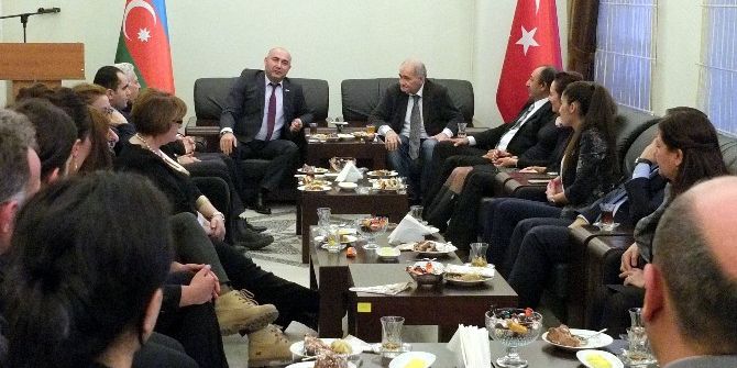 Azerbaycan Kars Başkonsolosu Nuru Guliyev Öğretmenlerle Buluştu