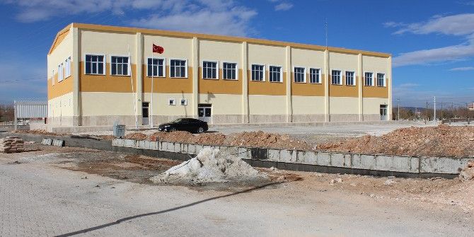 Kazımkarabekir İlçe Spor Salonunda Bakım Ve Onarım Çalışmaları Tamamlandı