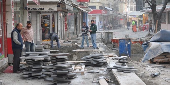 Ünye’de Orta Çarşı Projesi Sürüyor