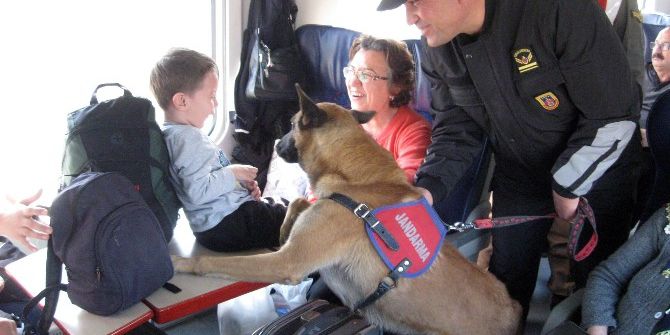 Çalım Ve Evlat’dan Trende Gülümseten Asayiş Uygulaması