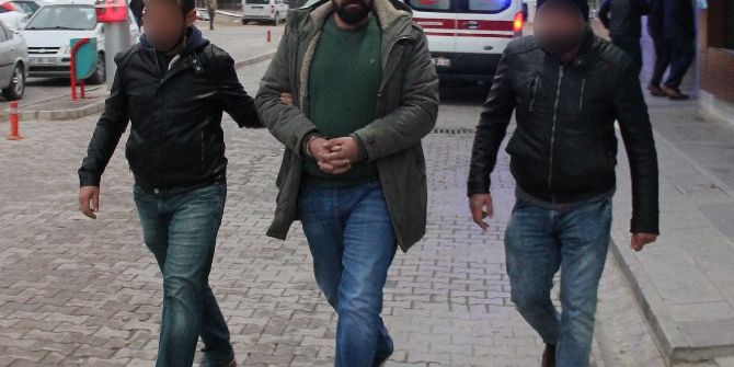 Elazığ’da Pkk/kck Operasyonu: 5 Gözaltı