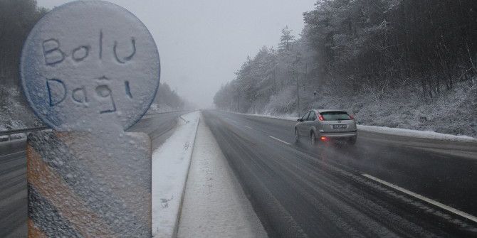 Bolu Dağı’nda Kar Yağışı Başladı