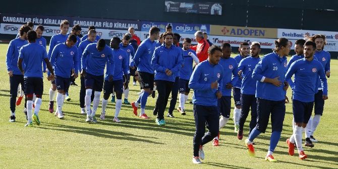 Antalyaspor, Medipol Başakşehir’e Eksiksiz Hazırlanıyor
