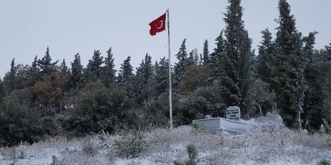 Lapseki’ye Yılın İlk Karı Yağdı