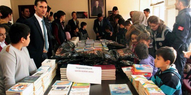 Polis Memurundan Örnek Kampanya