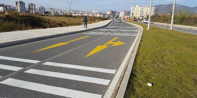 Unutulan Araziden Çevre Yolu Geçti