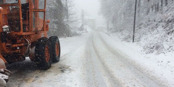 Sinop’un Bazı İlçeleri Ve Köyleri Kara Teslim Oldu