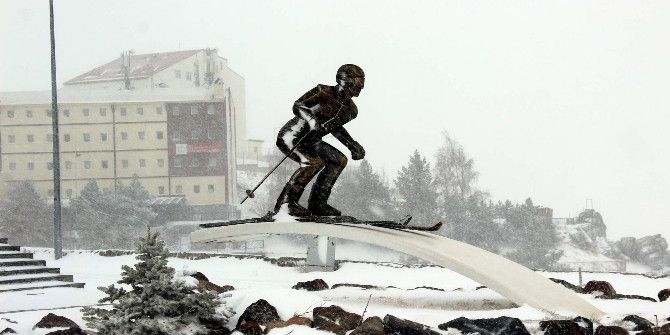 Erciyes’te Kar Sevinci