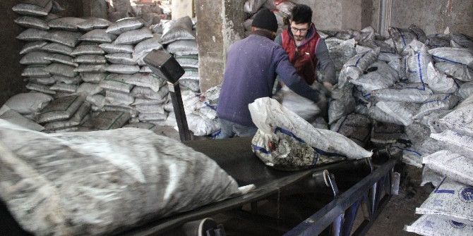 Kütahya’da Kar Etkisini Göstermeye Başladı