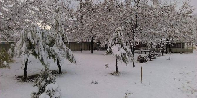 Korkuteli’ne Mevsimin İlk Karı Yağdı