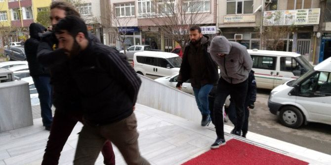 Tır Hırsızları Yakalandı