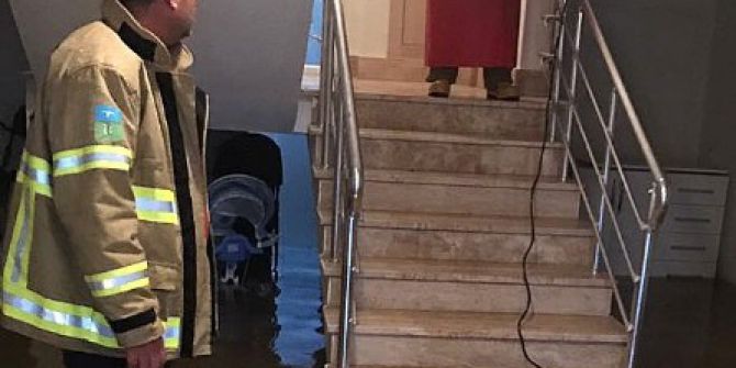 Selden Zarar Gören Yerlerde Suların Tahliye İşlemi Sürüyor