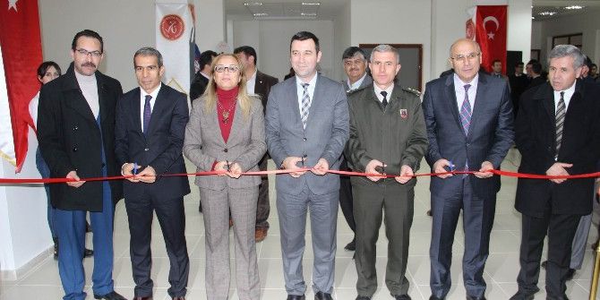 Neü Eğitim Fakültesi ‘H Blok’ Hizmete Açıldı