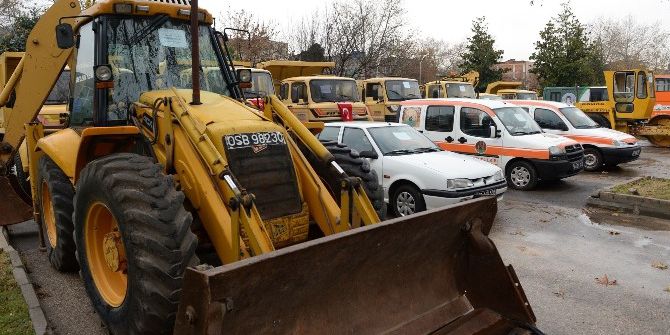 Osmangazi’den İlçelere Araç Desteği