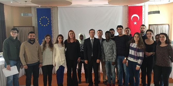 Edirne Ab Bilgi Merkezi Tü Öğrencileriyle Buluştu