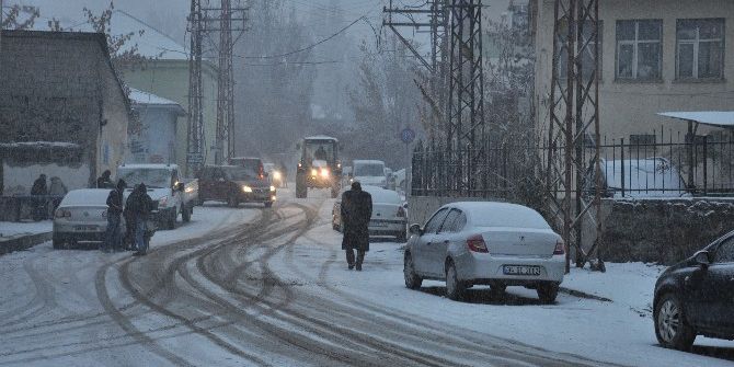 Bulanık’ta Kar Yağışı