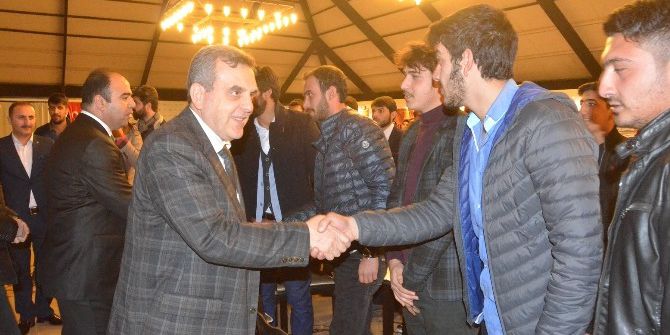 Beyazgül Üniversiteli Gençlerle Bir Araya Geldi