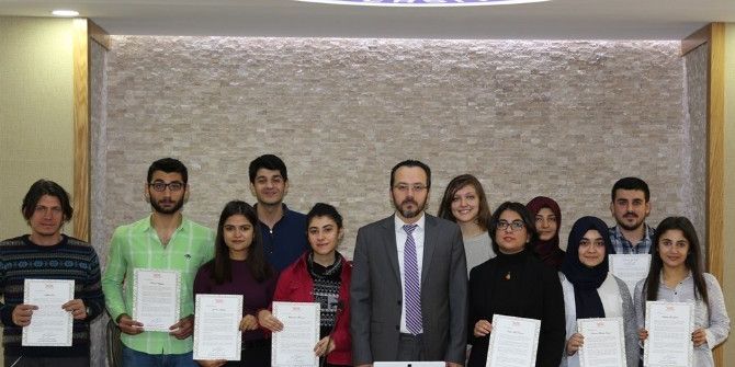 Adü Fakültelerini Birincilikle Kazanan Öğrencilere Belgeleri Verildi