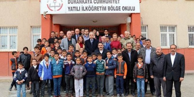 Vali Toprak’tan Durankaya Beldesine Ziyaret