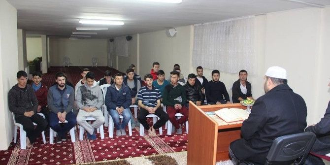 Adana’da Hayatını Kaybeden Öğrenciler İçin Mevlit Okutuldu