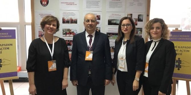 Kırklareli Merkez Cumhuriyet Ortaokulu´na Eğitim Ve Öğretimde Yenilikçilik Ödülü