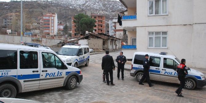 Tutuklama Kararı Olan Zanlı Adliyeden Kaçtı