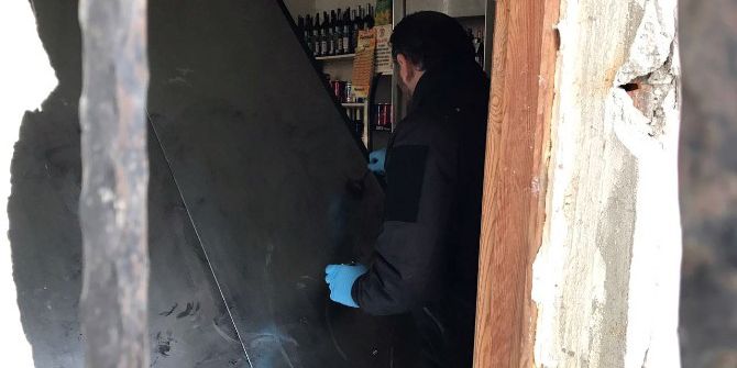 Büfeye Giren Hırsızlar 30 Bin Tl’lik Sigara Ve Alkol Çaldılar