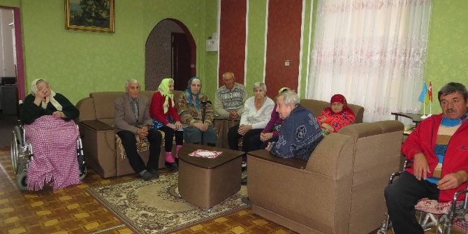 Tika’dan, Çornobay Sosyal Merkezi’ne Destek