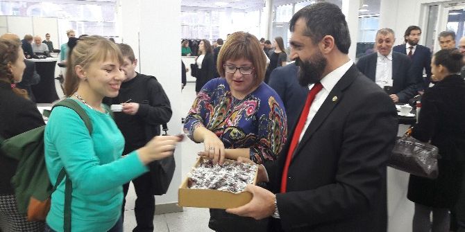 Ukraynalılar Kayısı Çok Sevdi