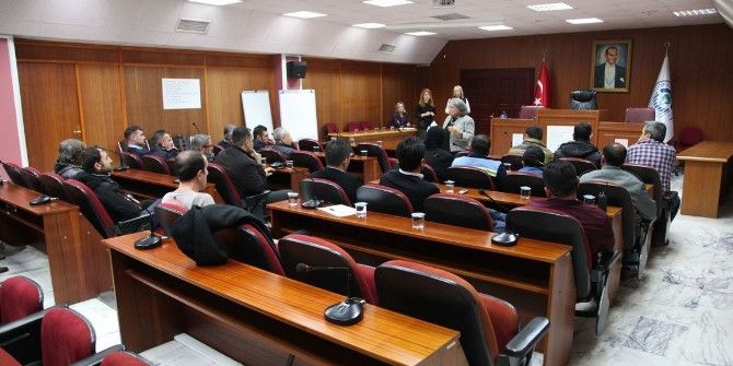 Belediye Erkek Personeline Şiddet Eğitimi