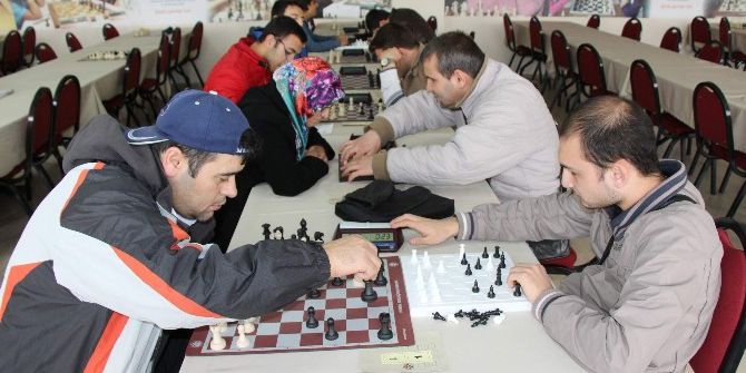 Görme Engelliler Satrançta Yarıştı
