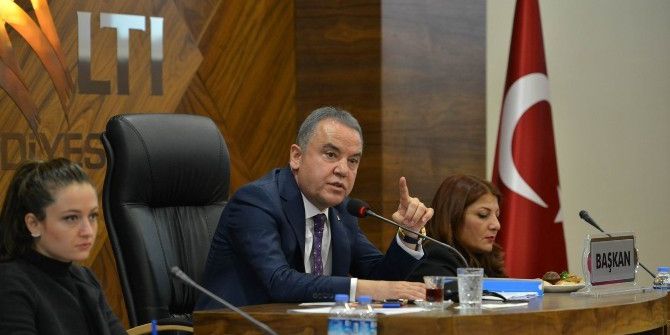 Konyaaltında Yılın Son Meclis Toplantısı