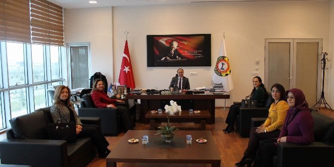 İş Kadınlarından Başkan Serteser’e Ziyaret