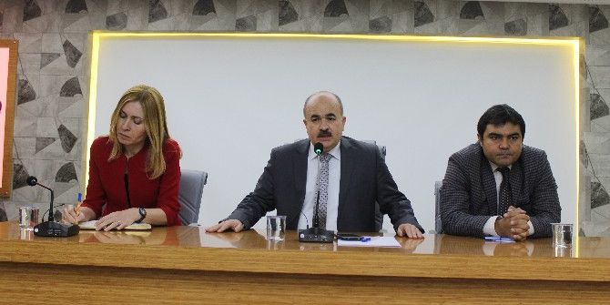 Vali Dağlı Vatandaşı Dinledi