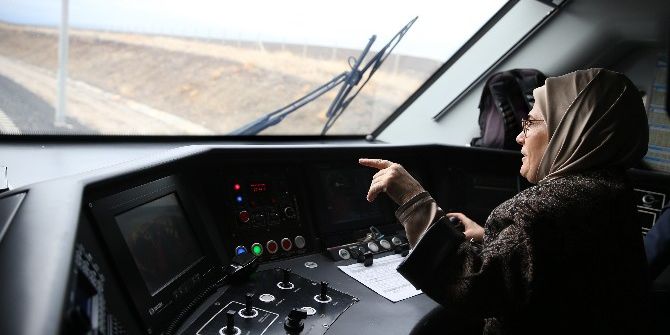 Emine Erdoğan Hızlı Tren Kullandı