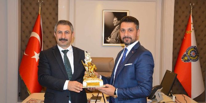 Başkan Yüzügüllü’den Eskişehir İl Emniyet Müdürü Dinç’e Ziyaret