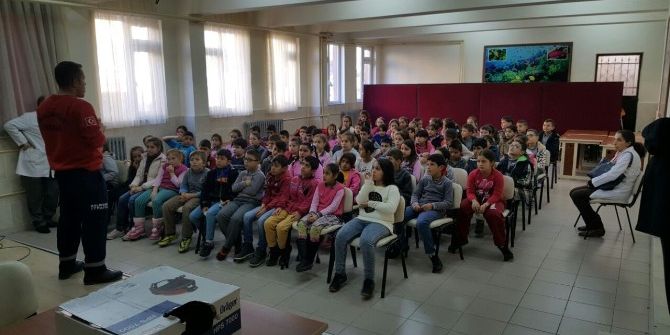 İtfaiyeden Çocuklara Yangın Eğitimi