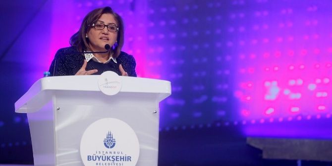 Fatma Şahin, "Transist 2016 İstanbul Ulaşım Kongresi Ve Fuarı”nda