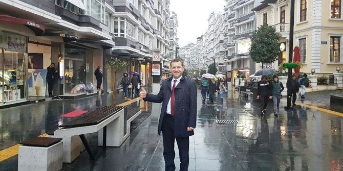 Konuk Başkandan Övgü