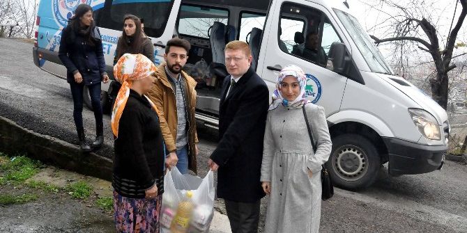 10 Aileye Gıda Yardımı Yapıldı
