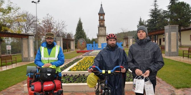 Soğuk Hava Koşulları ’’Bisiklet Dostluğuna’’ Engel Olmadı
