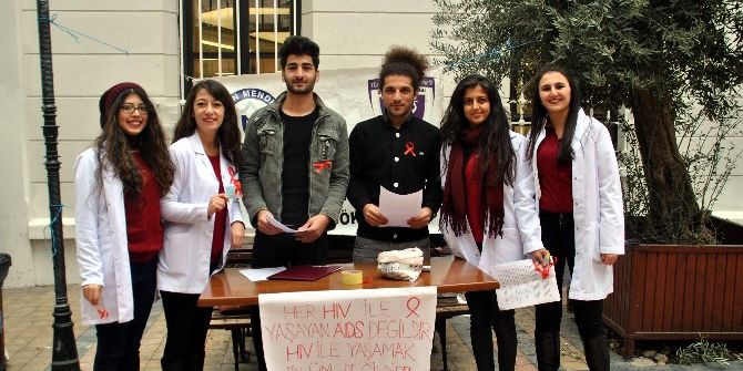 Adü Türk Hemşireler Derneği Öğrencilerinden Kurdeleli Etkinlik