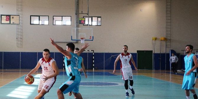 Nişantaşı Üniversitesi, Recep Tayyip Erdoğan Üniversitesi’ni Rahat Geçti