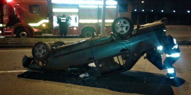 Kontrolden Çıkan Otomobil Takla Attı