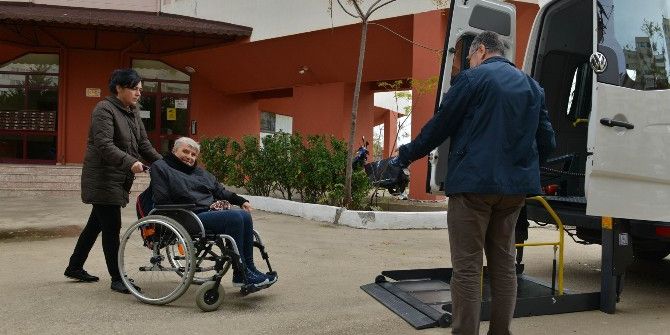 Konyaaltı Belediyesi’nden Engellilere Yıl Boyu Hizmet
