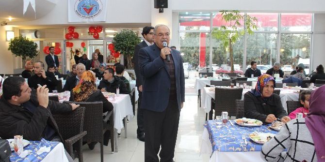 Engelliler Kahvaltıda Bir Araya Geldi