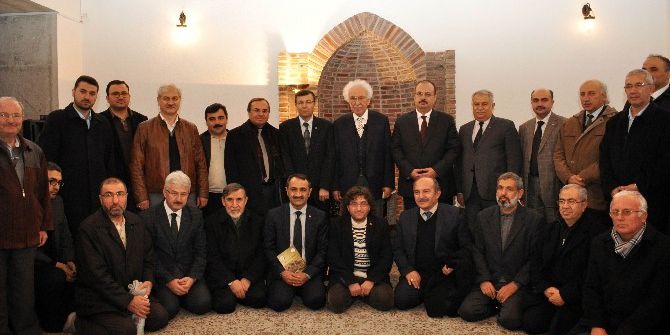 Prof. Dr. Mahmut Kaya, İnce Minarede Konferans Verdi