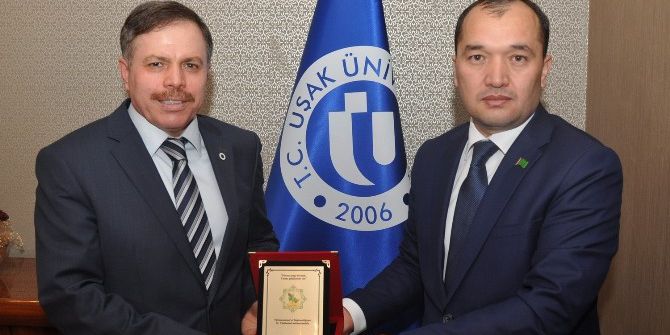 Türkmenistan İstanbul Başkonsolosu Uşak Üniversitesi’ni Ziyaret Etti