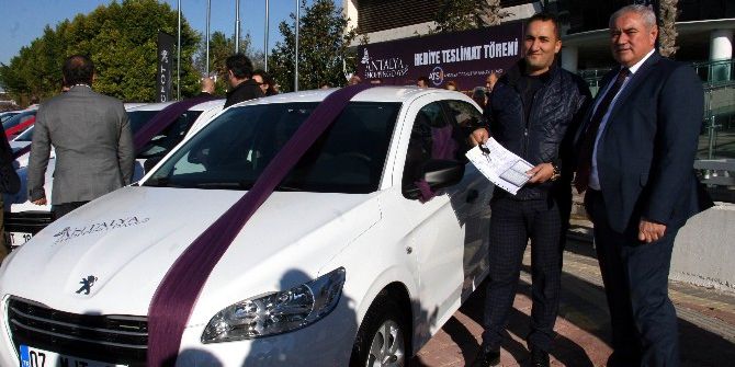 25 Tl’ye Son Model Araba Sahibi Oldular