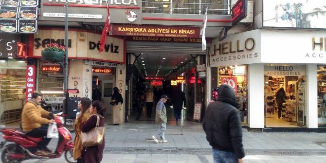 İzmir’de Büyük Bomba Paniği: 20 Bina Boşaltıldı, Aramalar Yapıldı